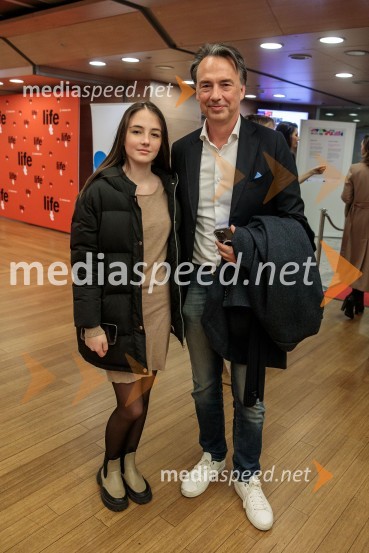  Ava Čizmić;  Tomislav Čizmić, predsednik poslovodstva družbe, Telemach Slovenija d.o.o.34. LIFFE, zaključek ljubljanskega filmskega festivala