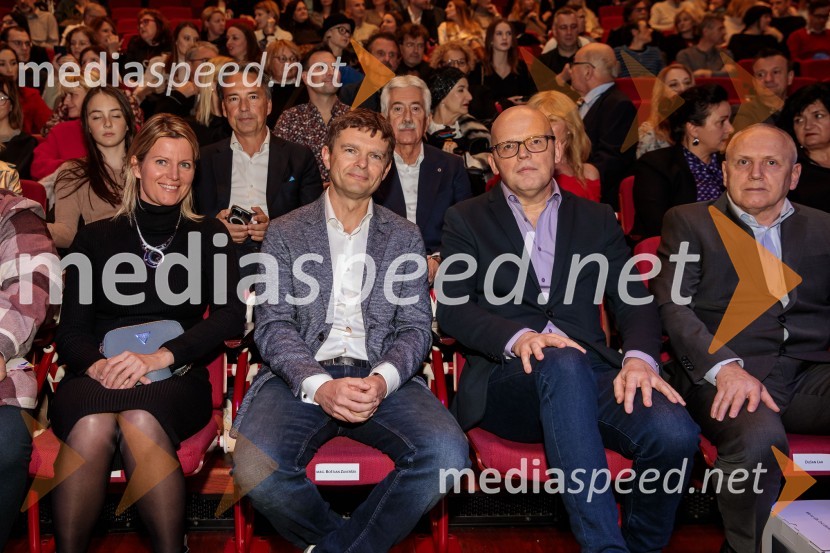  Sonja Škufca Zaveršek, Setcce d.o.o.; mag. Boštjan Škufca Zaveršek, podpredsednik uprave, Telekom Slovenija;  Simon Popek, programski direktor, festival LIFFe;  Dušan Lah, direktor EIS d.o.o.34. LIFFE, zaključek ljubljanskega filmskega festivala