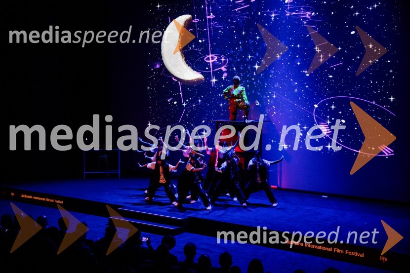  Jadranka Juras, pevka34. LIFFE, zaključek ljubljanskega filmskega festivala