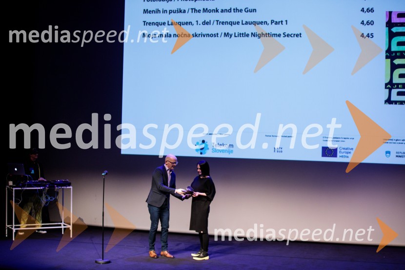  Simon Popek, programski direktor, festival LIFFe;  Asja Dupanović, film Poljubi prihodnost - U2 v Sarajevu34. LIFFE, zaključek ljubljanskega filmskega festivala