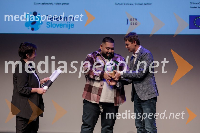  Iza Strehar, dramatičarka in scenaristka;  Edmond Máté Oláh-Molnár, igralec; mag. Boštjan Škufca Zaveršek, podpredsednik uprave, Telekom Slovenija34. LIFFE, zaključek ljubljanskega filmskega festivala