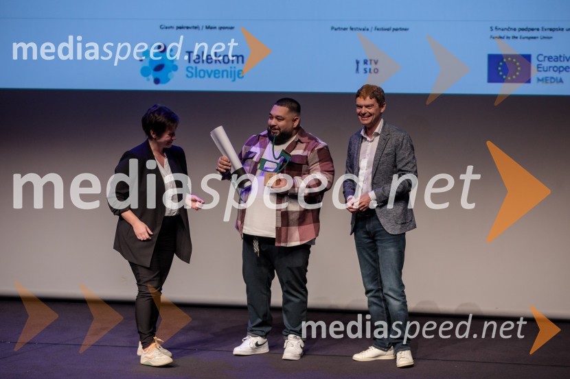  Iza Strehar, dramatičarka in scenaristka;  Edmond Máté Oláh-Molnár, igralec; mag. Boštjan Škufca Zaveršek, podpredsednik uprave, Telekom Slovenija34. LIFFE, zaključek ljubljanskega filmskega festivala