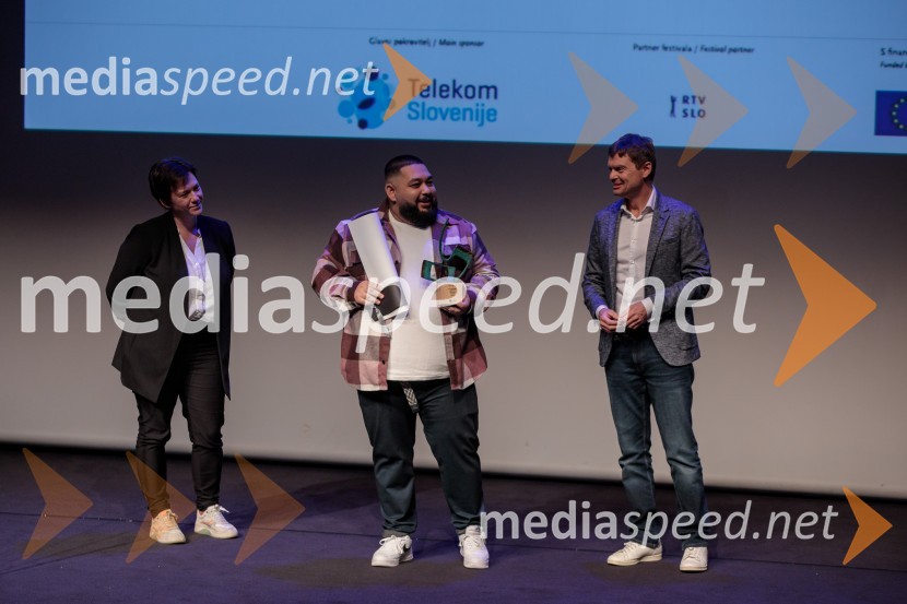  Iza Strehar, dramatičarka in scenaristka;  Edmond Máté Oláh-Molnár, igralec; mag. Boštjan Škufca Zaveršek, podpredsednik uprave, Telekom Slovenija34. LIFFE, zaključek ljubljanskega filmskega festivala