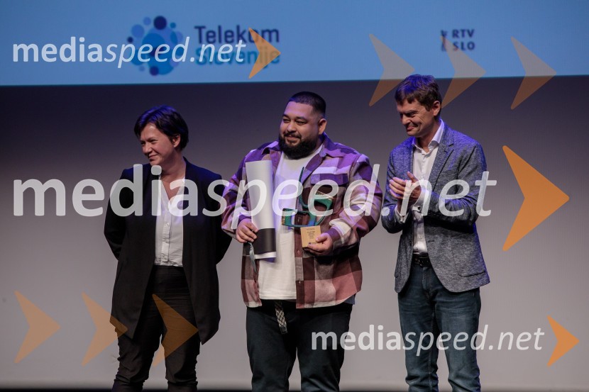  Iza Strehar, dramatičarka in scenaristka;  Edmond Máté Oláh-Molnár, igralec; mag. Boštjan Škufca Zaveršek, podpredsednik uprave, Telekom Slovenija34. LIFFE, zaključek ljubljanskega filmskega festivala