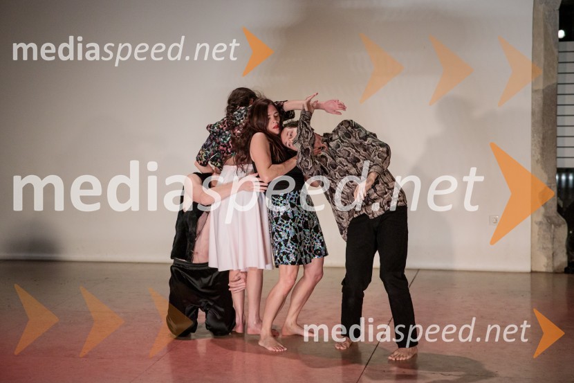  Žigan Krajnčan, igralec, plesalec, koreograf;  Kristýna Peldová, plesalka in koreografinja;  Agostina D’Alessandro, plesalka;  Milan Tomášik, plesalecEno samo telo ni dovolj, premiera plesne predstave