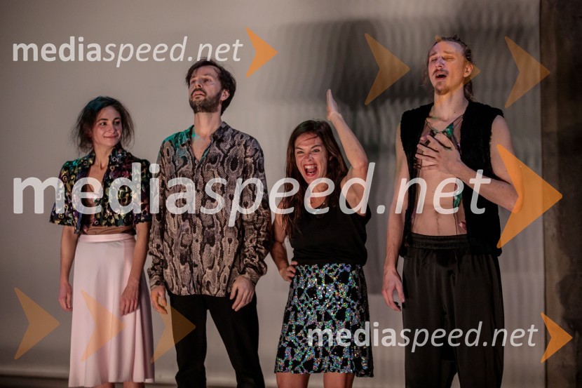  Kristýna Peldová, plesalka in koreografinja;  Milan Tomášik, plesalec;  Agostina D’Alessandro, plesalka;  Žigan Krajnčan, igralec, plesalec, koreografEno samo telo ni dovolj, premiera plesne predstave