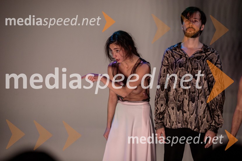  Kristýna Peldová, plesalka in koreografinja;  Milan Tomášik, plesalecEno samo telo ni dovolj, premiera plesne predstave