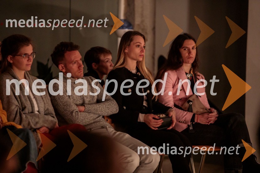 Eno samo telo ni dovolj, premiera plesne predstave