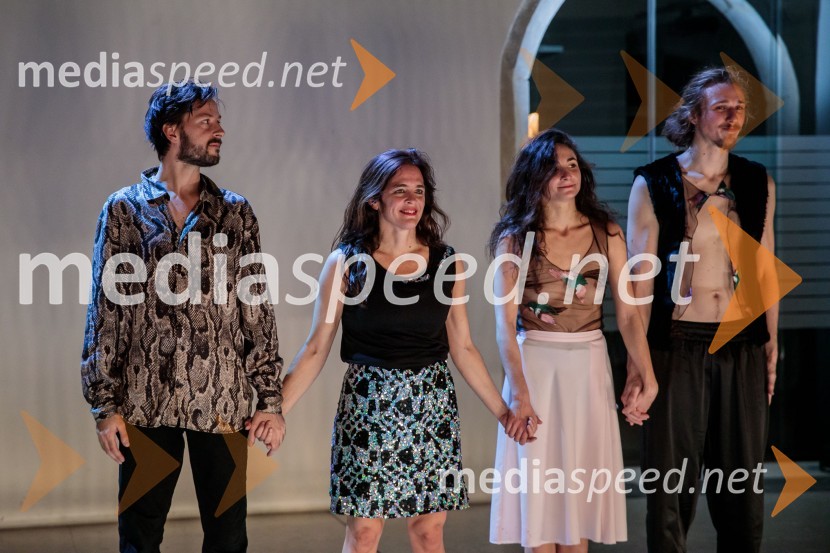  Milan Tomášik, plesalec;  Agostina D’Alessandro, plesalka;  Kristýna Peldová, plesalka in koreografinja;  Žigan Krajnčan, igralec, plesalec, koreografEno samo telo ni dovolj, premiera plesne predstave