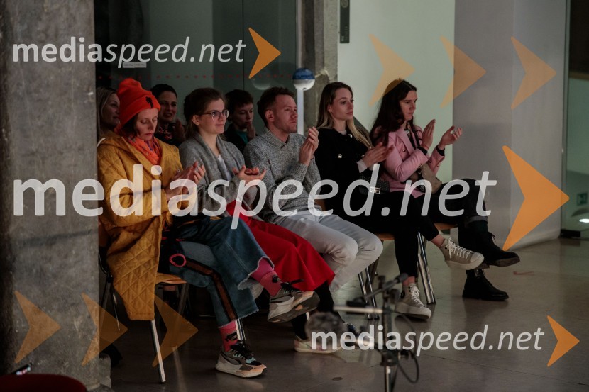 Eno samo telo ni dovolj, premiera plesne predstave