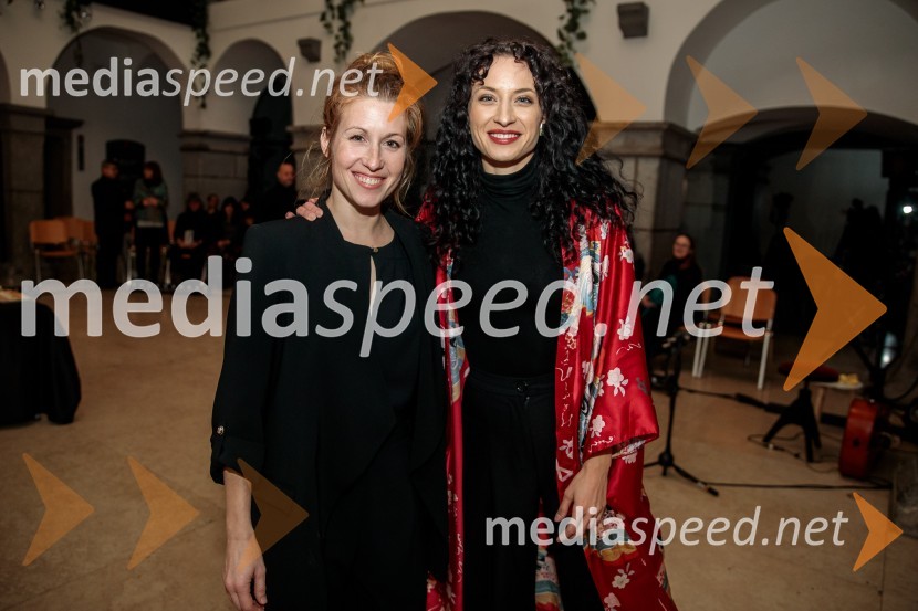  Anja Möderndorfer, plesalka in koreografinja;  Urška Centa, plesalka flamenkaEno samo telo ni dovolj, premiera plesne predstave