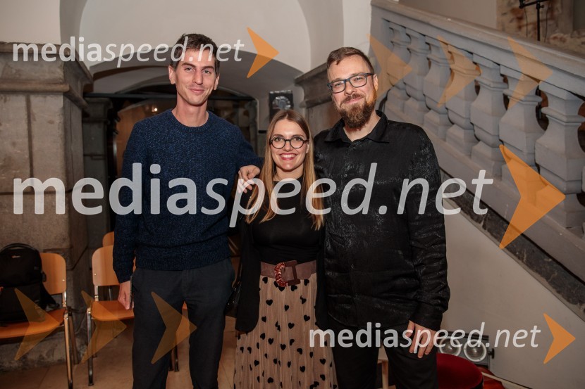  ... ;  ... ;  Kristijan Krajnčan, glasbenikEno samo telo ni dovolj, premiera plesne predstave