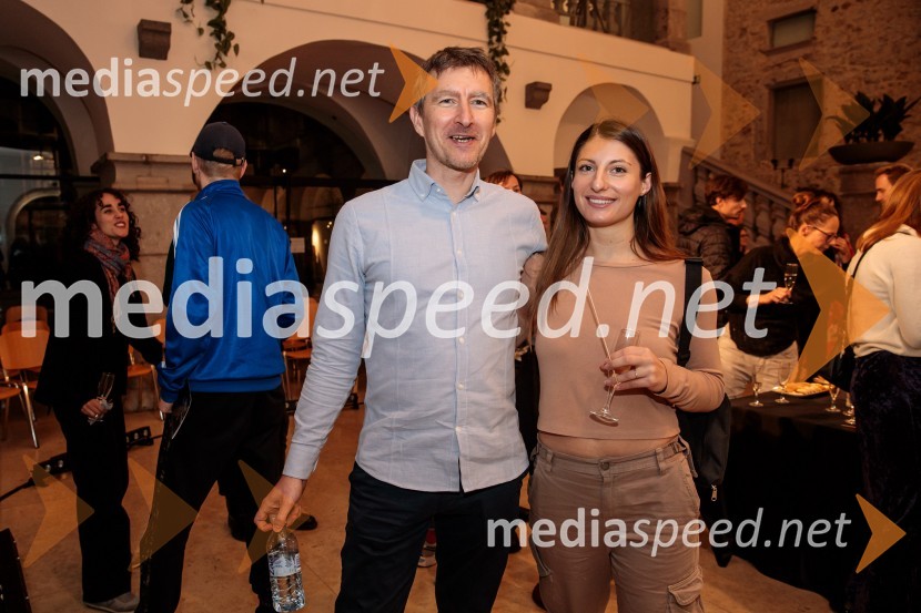  Goran Pakozdi, producent;  Rada Kovačević, plesalkaEno samo telo ni dovolj, premiera plesne predstave