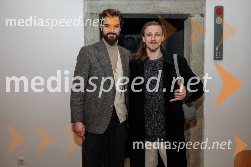  Domen Novak, igralec ;  Žigan Krajnčan, igralec, plesalec, koreografEno samo telo ni dovolj, premiera plesne predstave