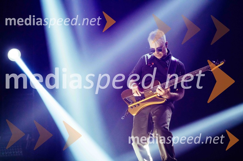  Jani Hace, glasbenik, SiddhartaSiddharta v Areni Stožice