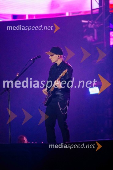  Primož  Benko, glasbenik, član skupine SiddhartaSiddharta v Areni Stožice