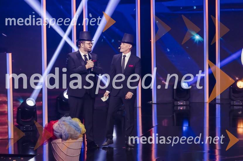  Sašo Stare, stand up komik, voditelj;  Peter Poles, televizijski voditeljSlovenija ima talent 2023, tretja polfinalna oddaja