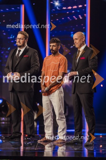  Sašo Stare, stand up komik, voditelj;  Ahmed Kullab, plesalec;  Peter Poles, televizijski voditeljSlovenija ima talent 2023, tretja polfinalna oddaja