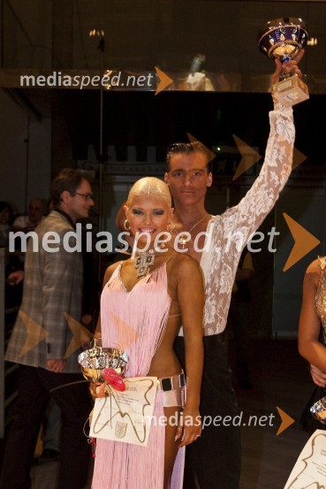 Državna prvaka v kategoriji starejših mladincev Andraž Erzin in Sofya Shutkina (PK Fredi)Državno prvenstvo v latinskoameriških plesih in podelitev nagrad Povodni mož 2008