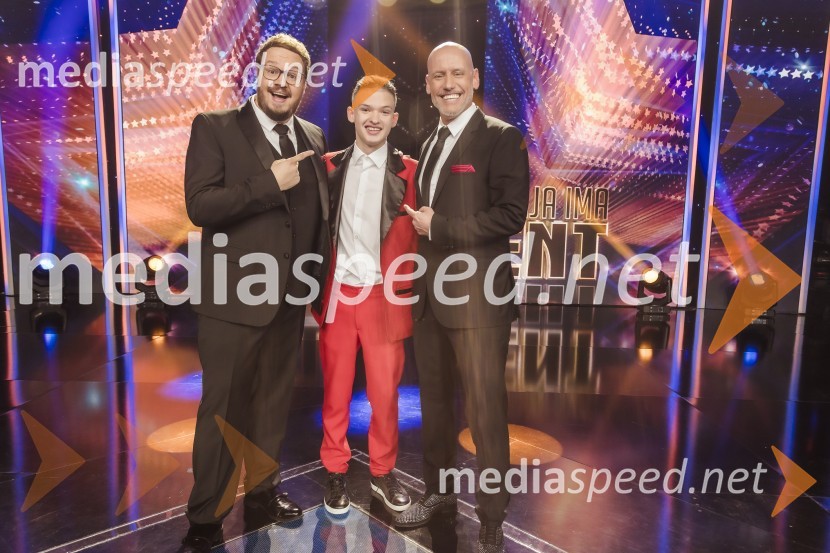  Sašo Stare, stand up komik, voditelj;  Matic Peljhan, čarodej, Matriks;  Peter Poles, televizijski voditeljSlovenija ima talent 2023, tretja polfinalna oddaja