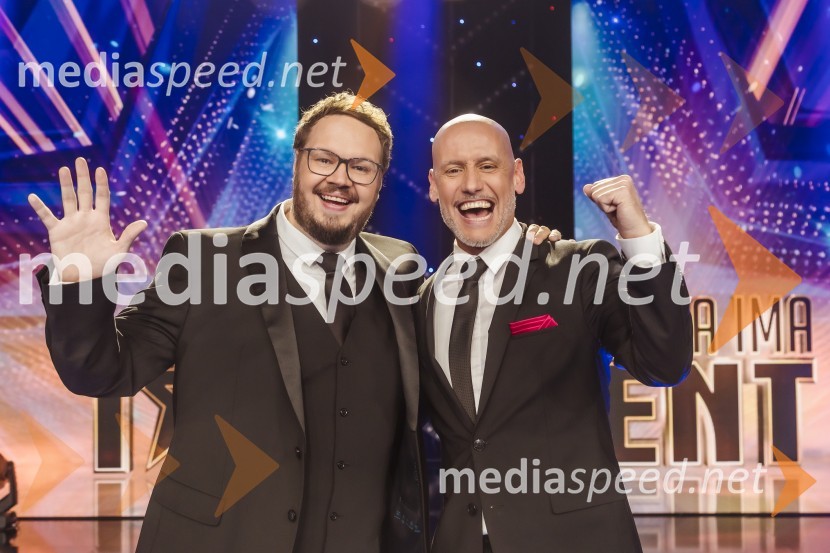  Sašo Stare, stand up komik, voditelj;  Peter Poles, televizijski voditeljSlovenija ima talent 2023, tretja polfinalna oddaja