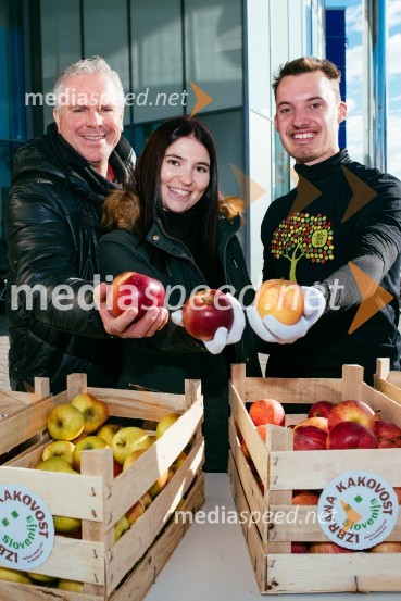  Miha Deželak, radijski voditelj, humanitarec;  ... ;  ... Dan slovenskih jabolk v Citycentru Celje