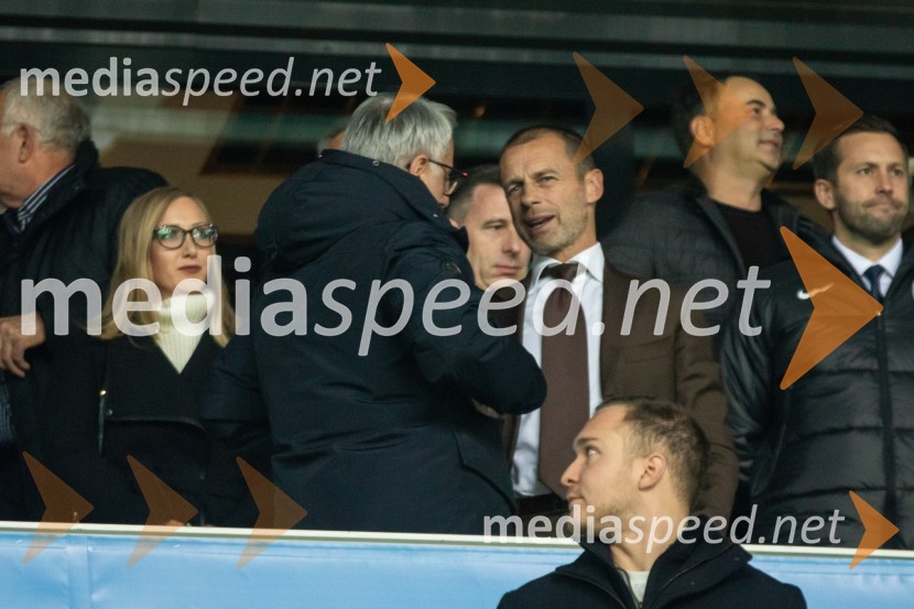  Matjaž Han, minister za gospodarski razvoj in tehnologijo;  Aleksander Čeferin, odvetnik in predsednik UEFEKvalifikacije za nogometno EP: Slovenija- Kazahstan