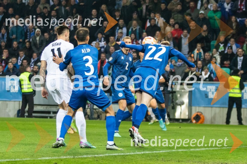  Benjamin Šeško, nogometaš, Slovenija;  ... Kvalifikacije za nogometno EP: Slovenija- Kazahstan