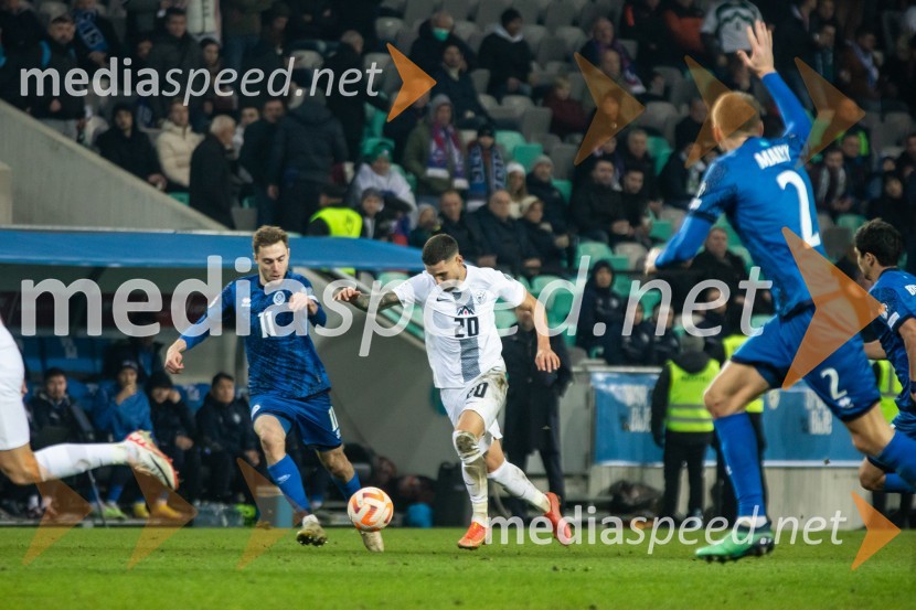  ... ;  Petar Stojanović, nogometaš, SlovenijaKvalifikacije za nogometno EP: Slovenija- Kazahstan