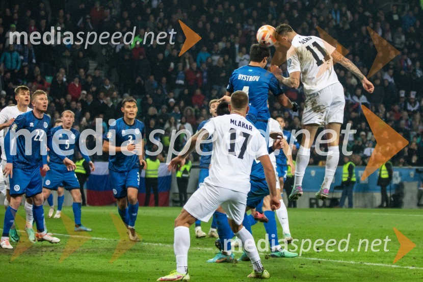  Jan Mlakar, nogometaš, Slovenija;  Benjamin Šeško, nogometaš, SlovenijaKvalifikacije za nogometno EP: Slovenija- Kazahstan