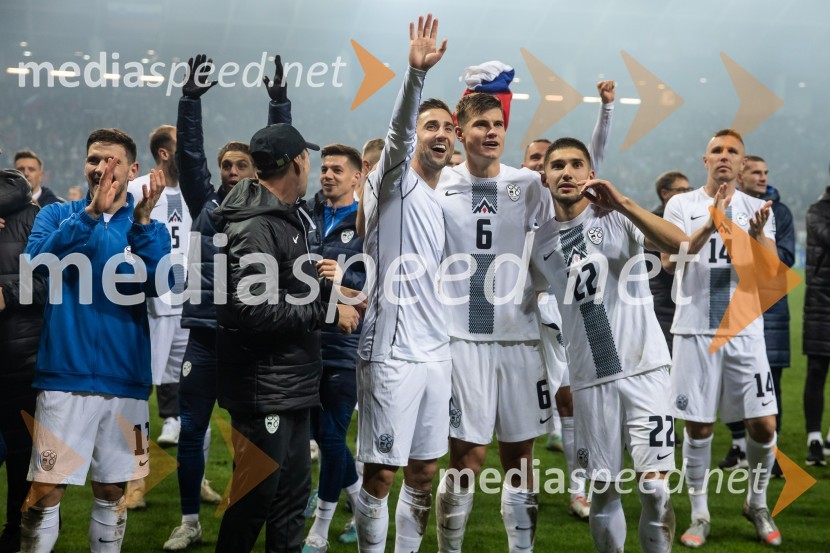  Andraž Šporar, nogometaš, Slovenija;  Jaka Bijol, nogometaš, Slovenija;  Adam Gnezda Čerin, nogometaš, SlovenijaKvalifikacije za nogometno EP: Slovenija- Kazahstan
