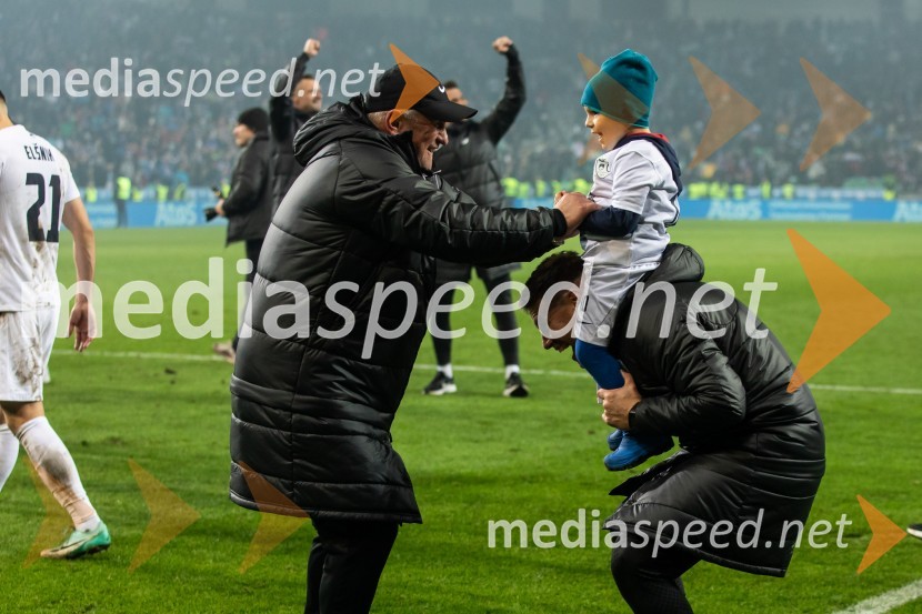  Matjaž Kek, selektor slovenske nogometne reprezentance;  ... ;  Boštjan Cesar, nogometašKvalifikacije za nogometno EP: Slovenija- Kazahstan