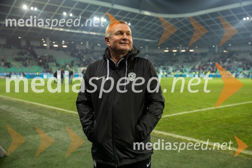  Matjaž Kek, selektor slovenske nogometne reprezentanceKvalifikacije za nogometno EP: Slovenija- Kazahstan