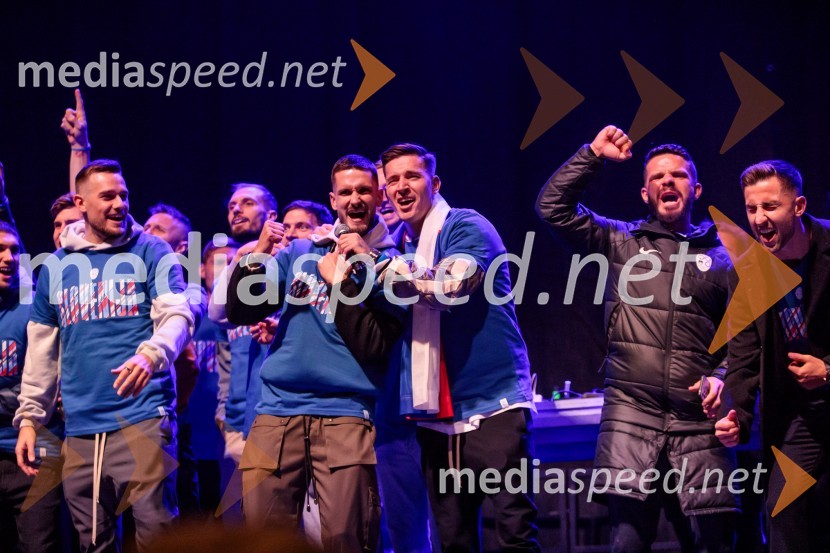  Petar Stojanović, nogometaš, Slovenija;  Benjamin Verbič, nogometaš, SlovenijaKvalifikacije za nogometno EP: Slovenija- Kazahstan