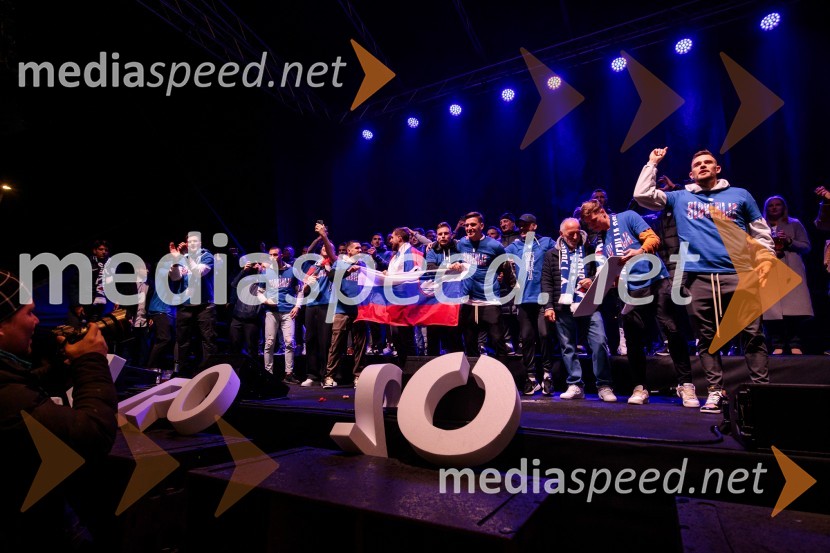 Kvalifikacije za nogometno EP: Slovenija- Kazahstan