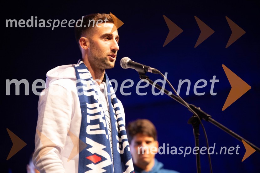  Andraž Šporar, nogometaš, SlovenijaSlovenija je na evropskem prvenstvu