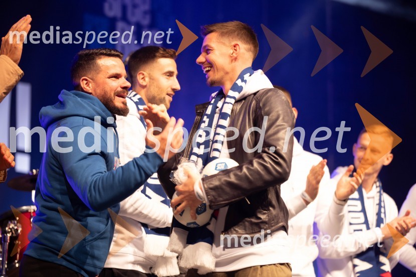  Dejan Kopasić, vodja oddelka za analitiko uspešnosti in pomočnik trenerja pri slovenski FA;  Miha Zajc, nogometaš, SlovenijaSlovenija je na evropskem prvenstvu