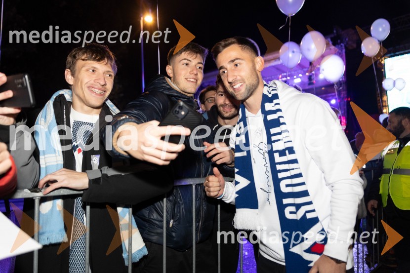  Andraž Šporar, nogometaš, SlovenijaSlovenija je na evropskem prvenstvu