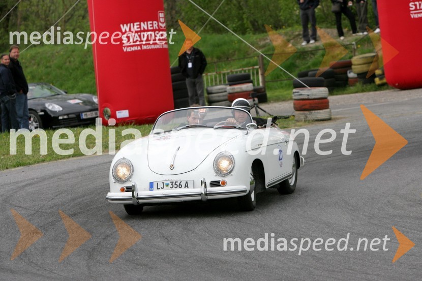 Srečanje članov Porsche klub Slovenija