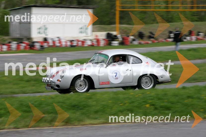 Srečanje članov Porsche klub Slovenija