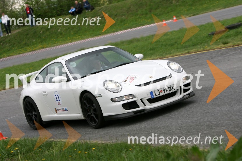 Srečanje članov Porsche klub Slovenija