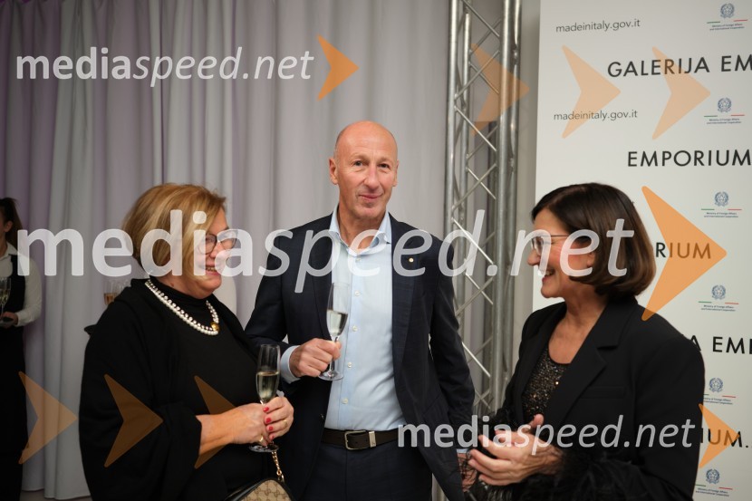  ... ;  ... ;  Jožica Brcar, komercialna direktorica Magistrat InternationalMesec italijanske mode v Galeriji Emporium
