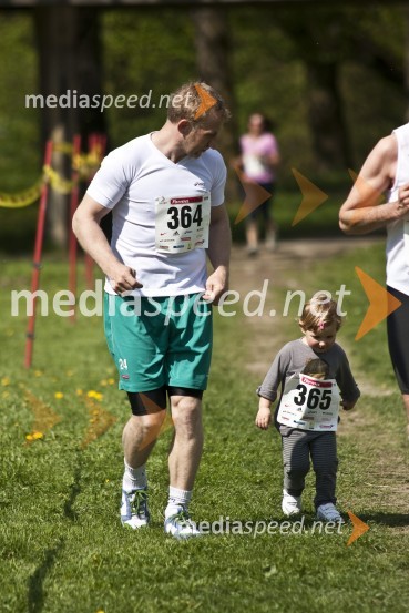Tomaž Vnuk, hokejist s hčerko ZaloFormaraton, dobrodelni tek