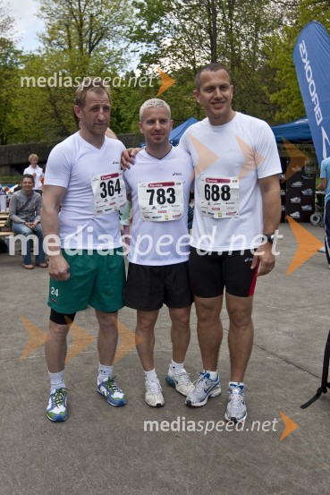 Tomaž Vnuk, hokejist, Rene Mlekuž in Jure Košir, nekdanja alpska smučarjaFormaraton, dobrodelni tek