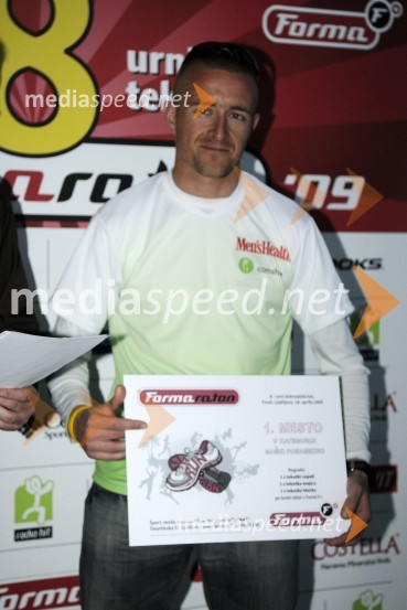 Matej Markovič, zmagovalec v kategoriji moški posameznoFormaraton, dobrodelni tek