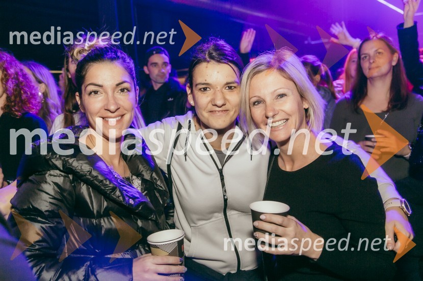 Koncert Žana Serčiča v Cvetličarni