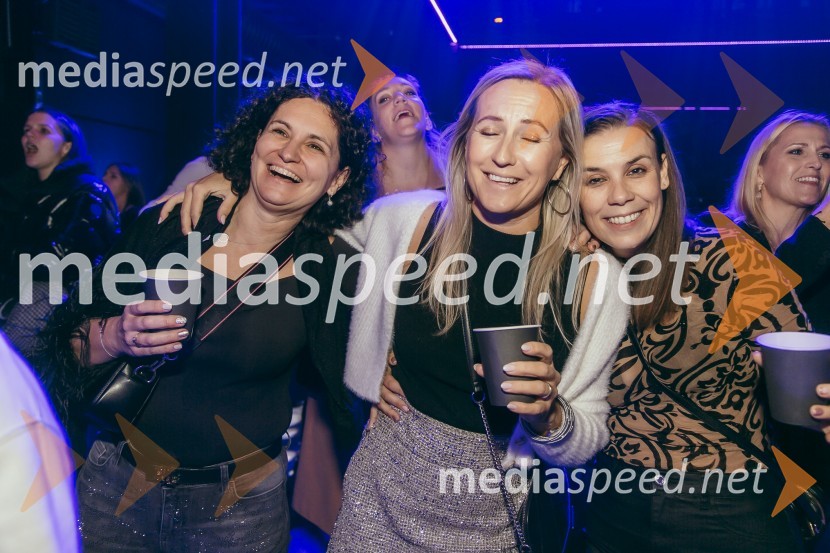 Koncert Žana Serčiča v Cvetličarni