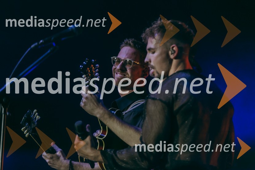  ... ;  Žan Serčič, glasbenikKoncert Žana Serčiča v Cvetličarni