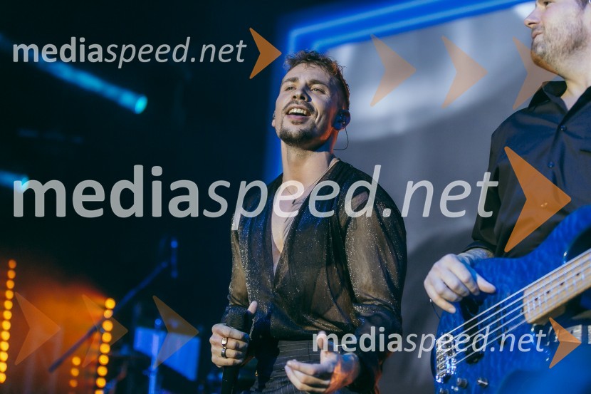  Žan Serčič, glasbenikKoncert Žana Serčiča v Cvetličarni