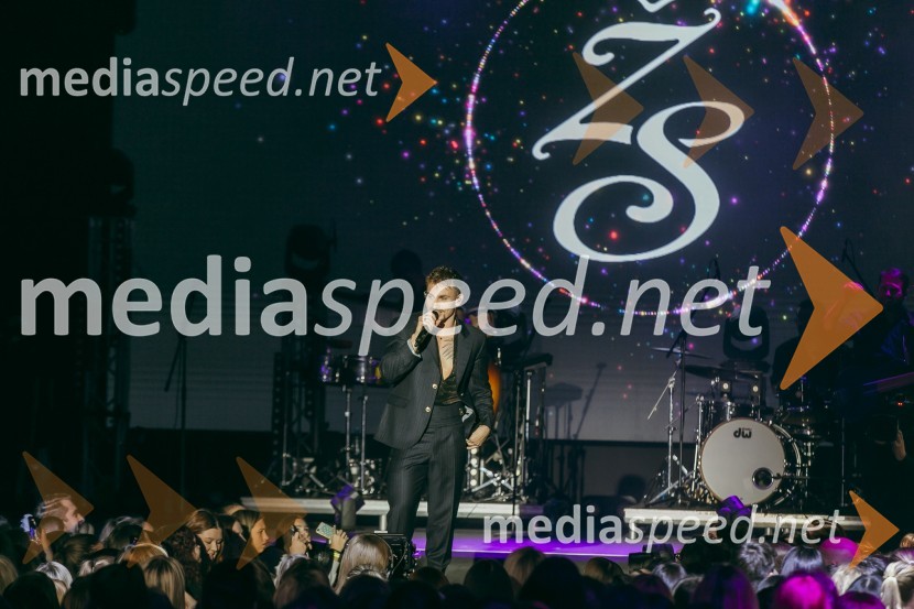  Žan Serčič, glasbenikKoncert Žana Serčiča v Cvetličarni